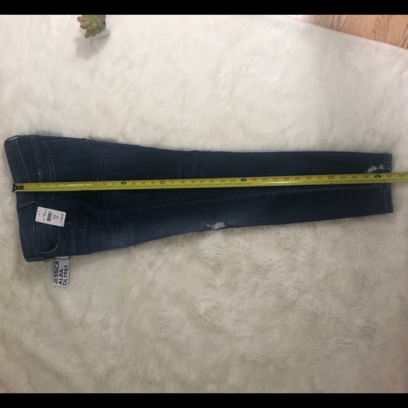 DL 1961 Slouchy Skinny Jeans - Picture 6 of 8